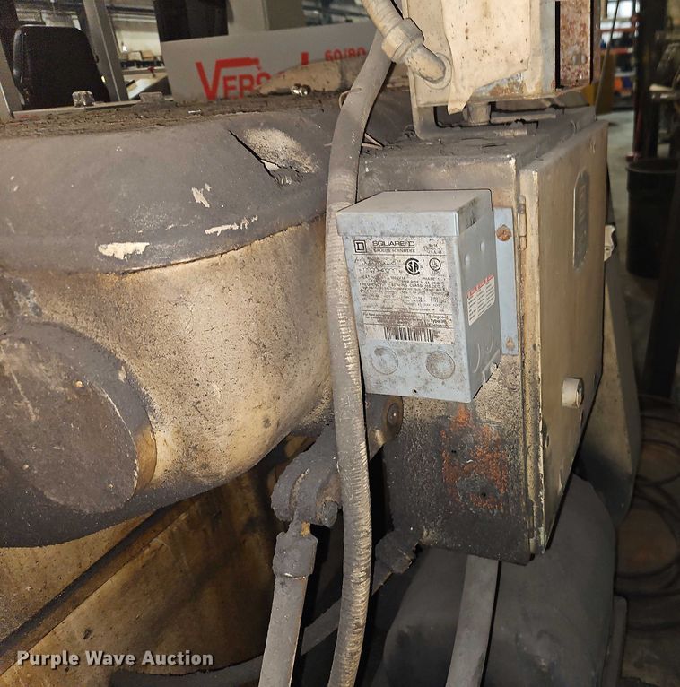 image for item EB8451 Nebel metal lathe