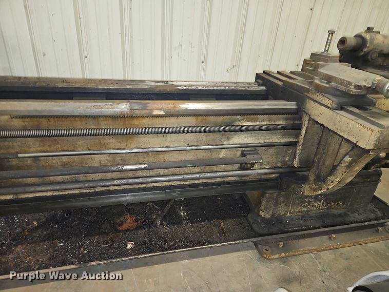 image for item EB8451 Nebel metal lathe