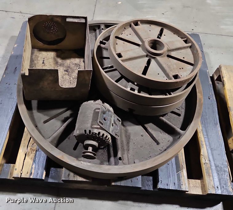 image for item EB8451 Nebel metal lathe