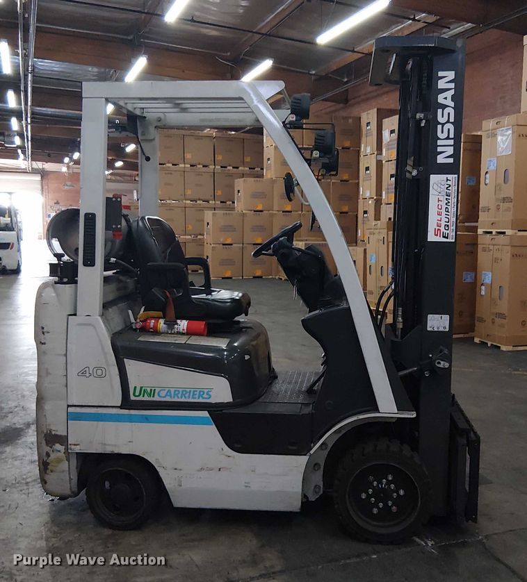 image for item EC1272 2016 UniCarriers CFS40 forklift