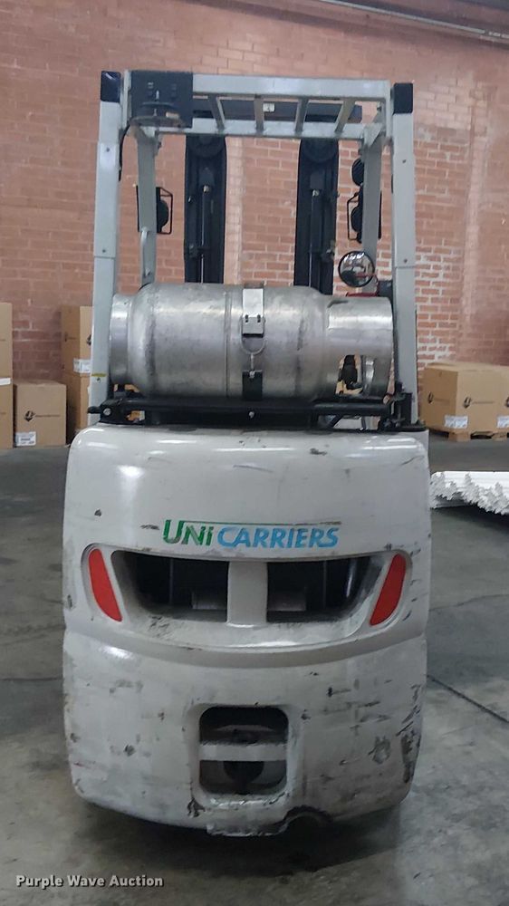 image for item EC1272 2016 UniCarriers CFS40 forklift