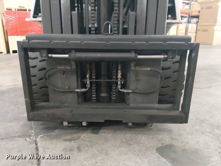 image for item EC1272 2016 UniCarriers CFS40 forklift