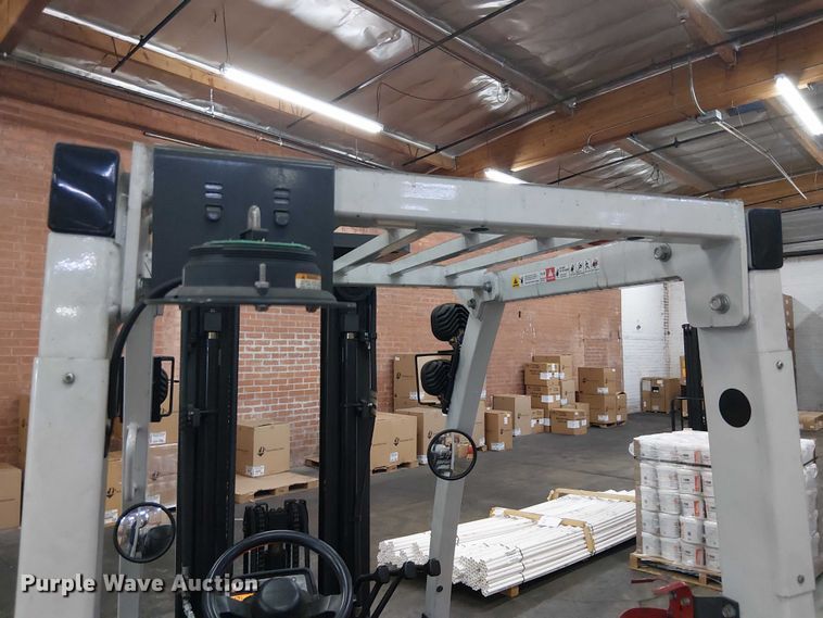 image for item EC1272 2016 UniCarriers CFS40 forklift