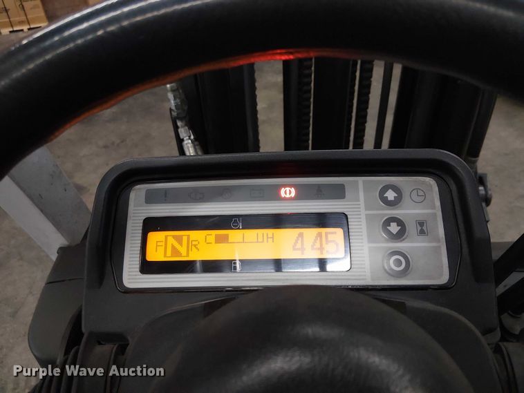 image for item EC1272 2016 UniCarriers CFS40 forklift