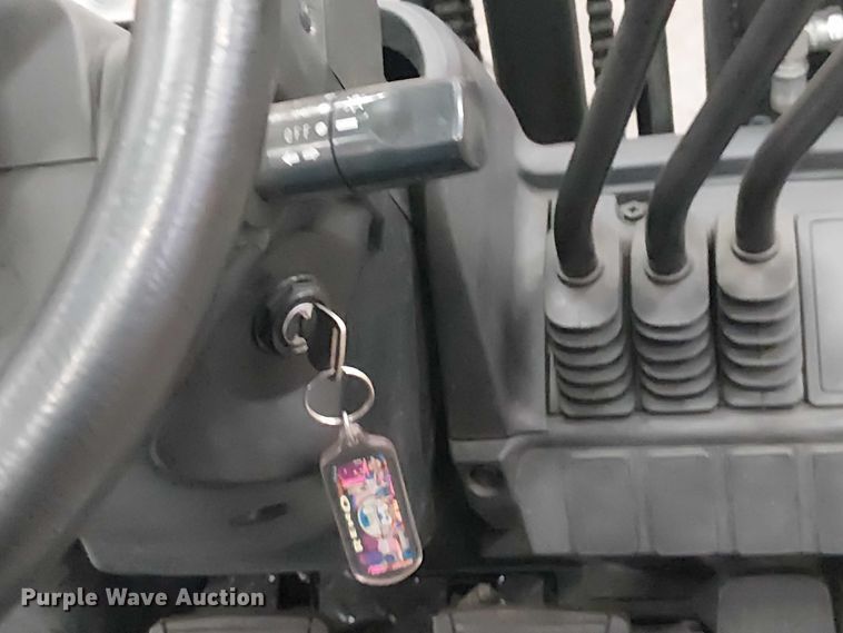 image for item EC1272 2016 UniCarriers CFS40 forklift