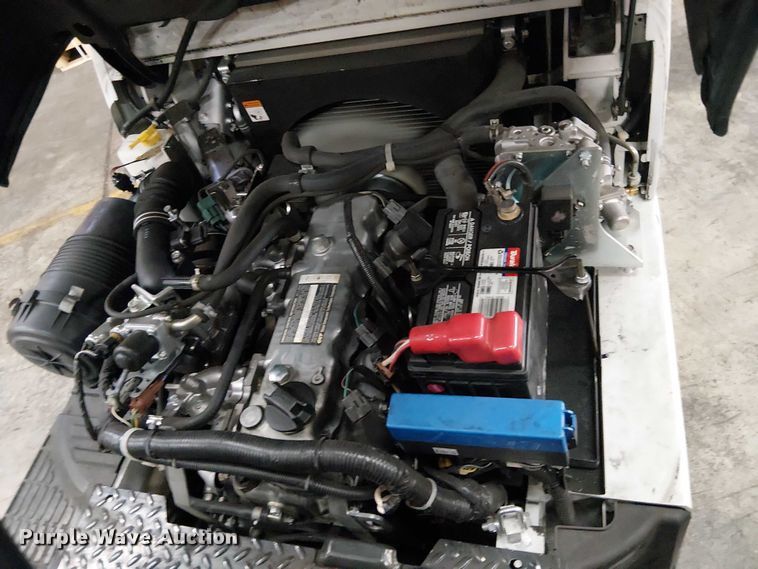 image for item EC1272 2016 UniCarriers CFS40 forklift