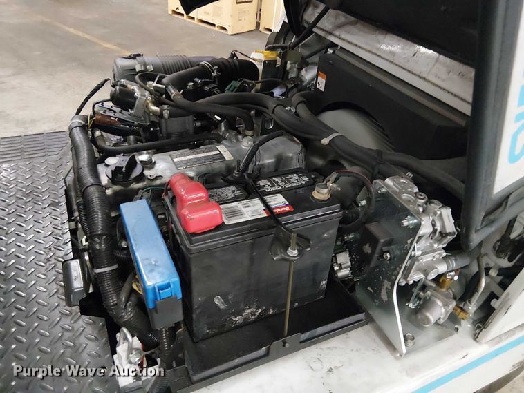 image for item EC1272 2016 UniCarriers CFS40 forklift