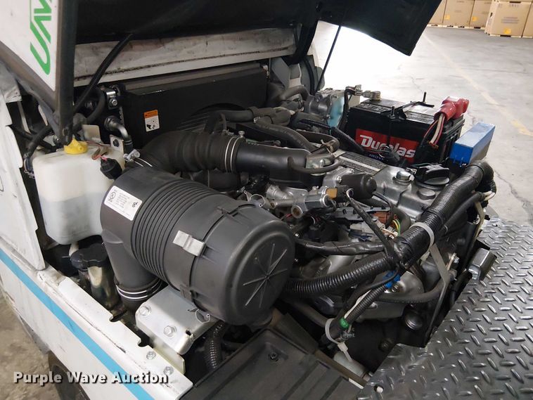 image for item EC1272 2016 UniCarriers CFS40 forklift