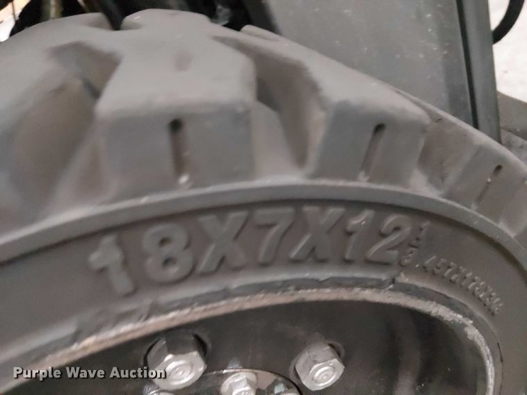 image for item EC1272 2016 UniCarriers CFS40 forklift