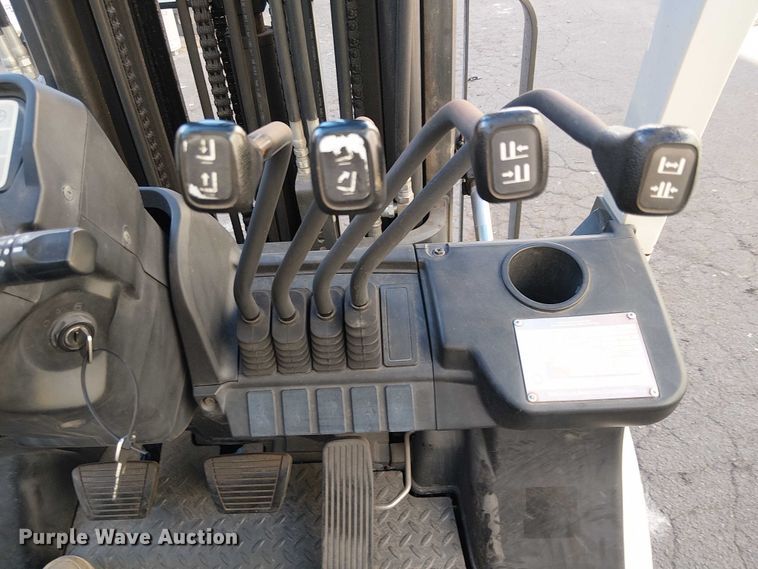 image for item EC1273 2016 UniCarriers PF50 forklift