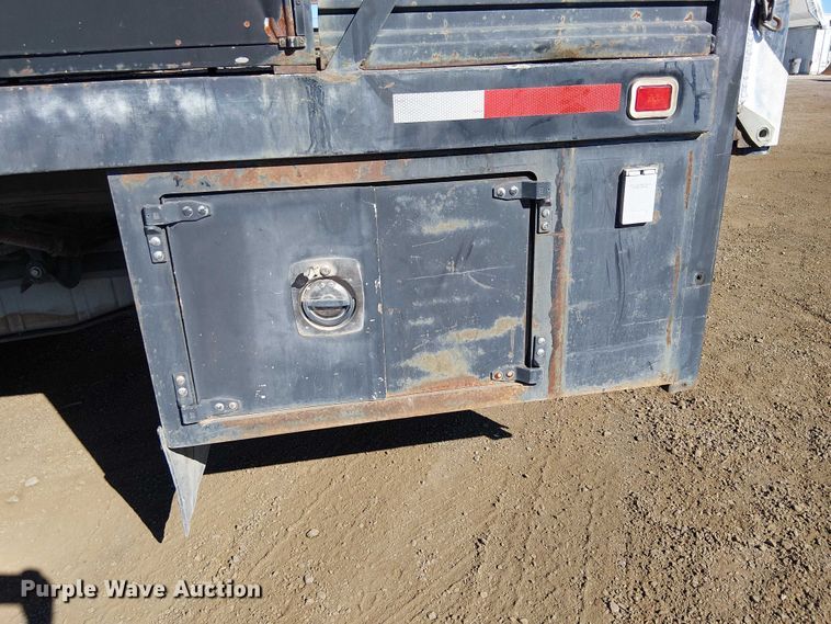 image for item EC1276 2008 Ford F450 Super Duty flatbed truck