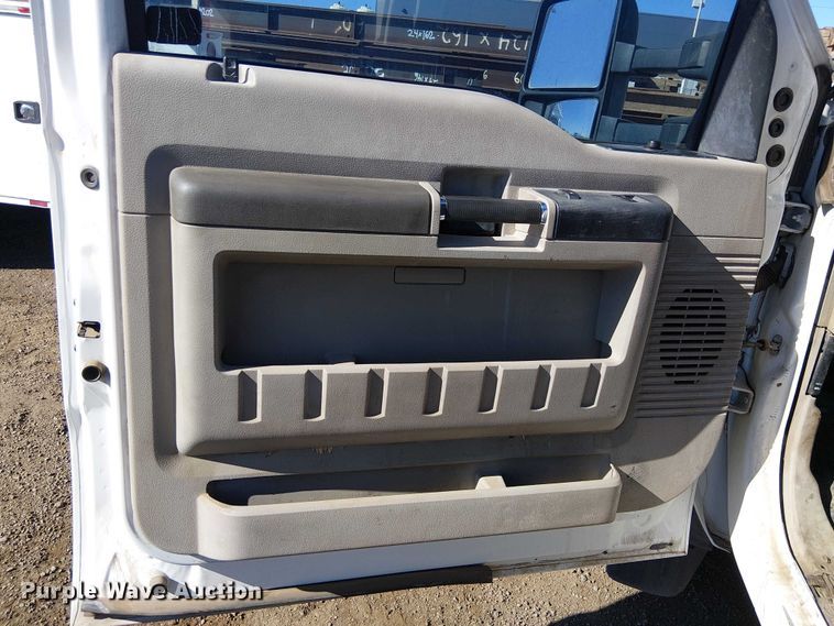 image for item EC1276 2008 Ford F450 Super Duty flatbed truck