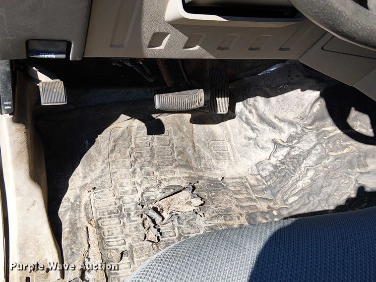 image for item EC1276 2008 Ford F450 Super Duty flatbed truck