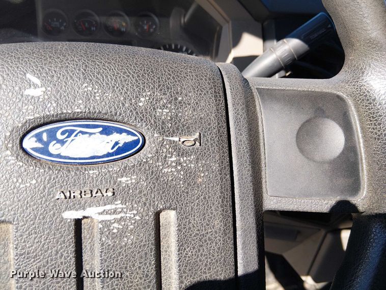 image for item EC1276 2008 Ford F450 Super Duty flatbed truck