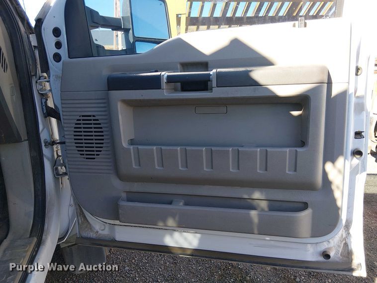 image for item EC1276 2008 Ford F450 Super Duty flatbed truck