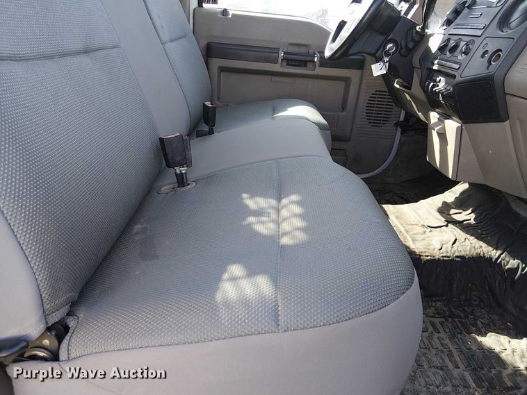 image for item EC1276 2008 Ford F450 Super Duty flatbed truck