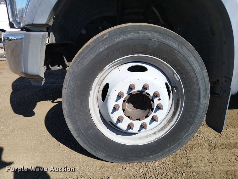 image for item EC1276 2008 Ford F450 Super Duty flatbed truck