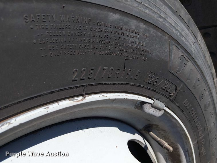 image for item EC1276 2008 Ford F450 Super Duty flatbed truck