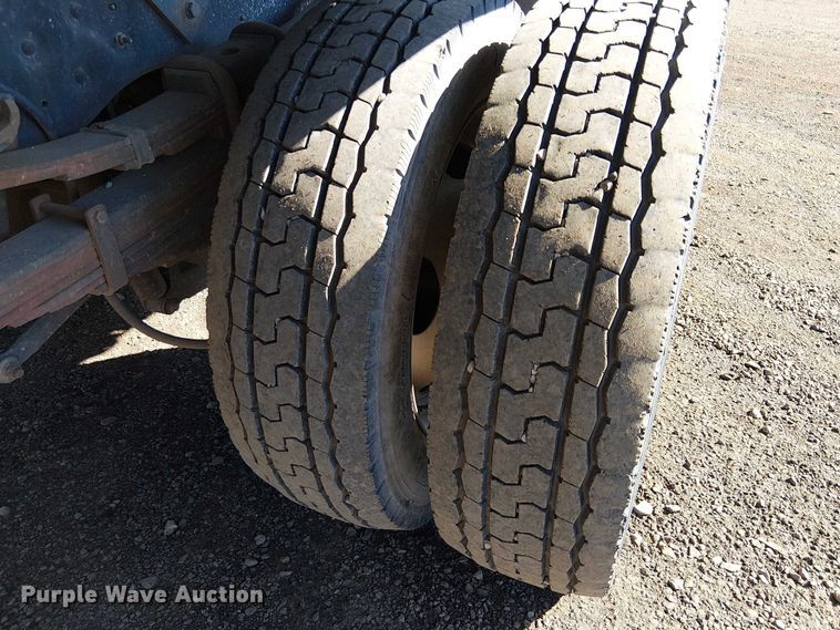 image for item EC1276 2008 Ford F450 Super Duty flatbed truck