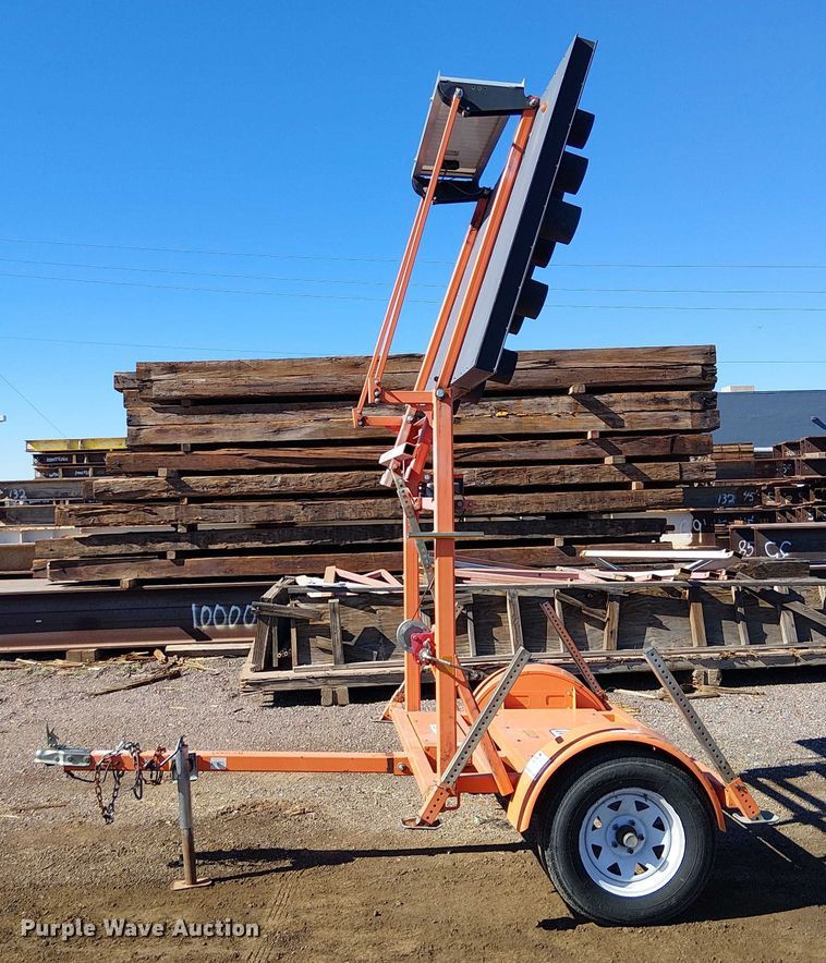 image for item EC1278 2013 Wanco WTSP arrow board trailer