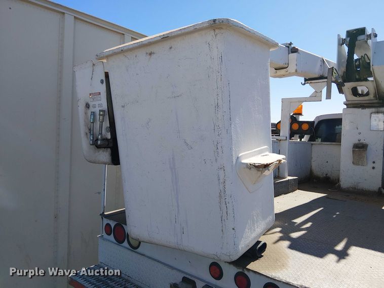 image for item EC1280 2008 Ford F450 Super Duty bucket truck
