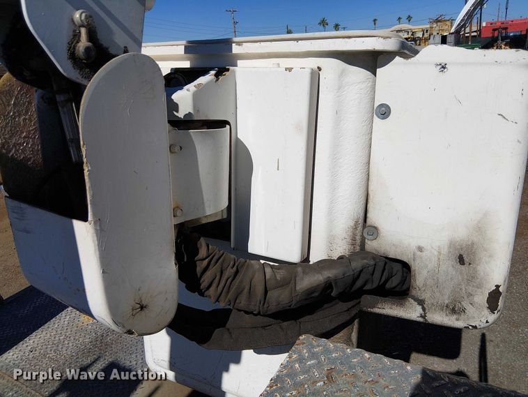 image for item EC1280 2008 Ford F450 Super Duty bucket truck