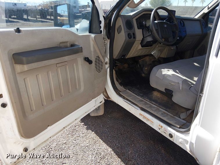 image for item EC1280 2008 Ford F450 Super Duty bucket truck