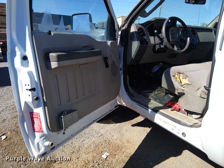 image for item EC1281 2008 Ford F450 Super Duty flatbed truck