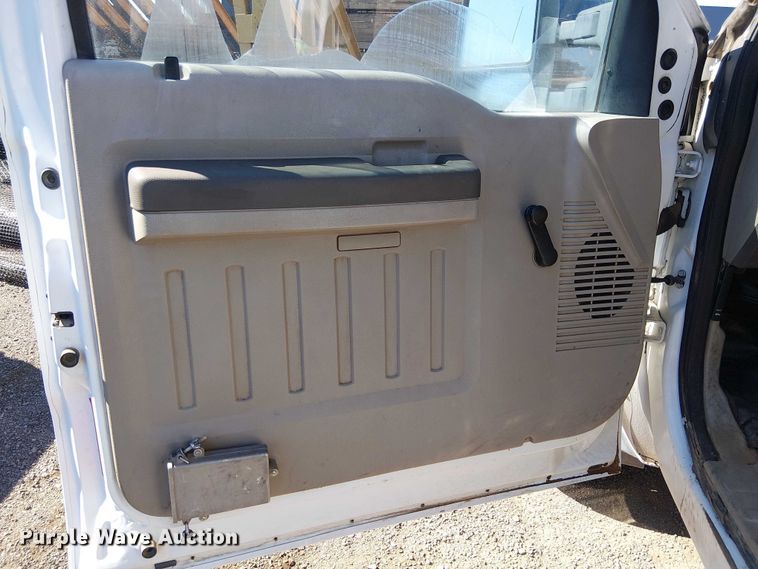 image for item EC1281 2008 Ford F450 Super Duty flatbed truck