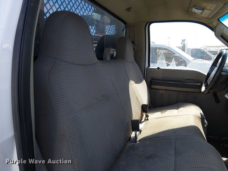image for item EC1281 2008 Ford F450 Super Duty flatbed truck