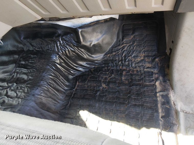 image for item EC1281 2008 Ford F450 Super Duty flatbed truck