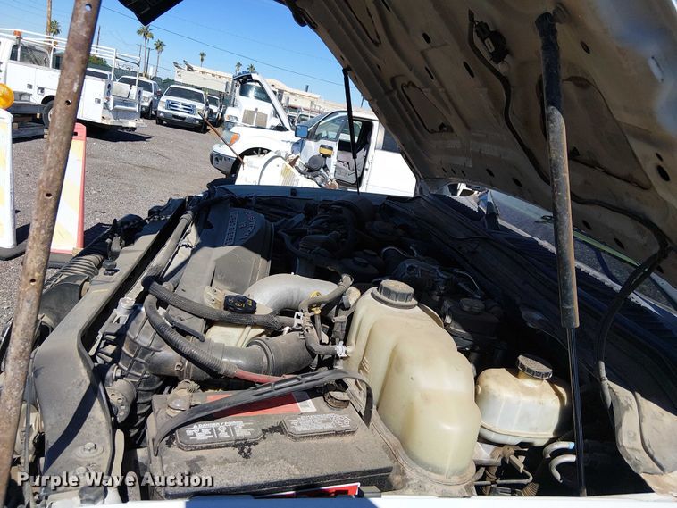 image for item EC1281 2008 Ford F450 Super Duty flatbed truck