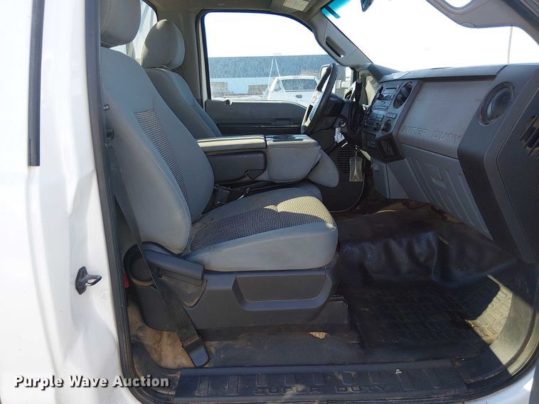 image for item EC1284 2012 Ford F250 Super Duty utility bed pickup truck