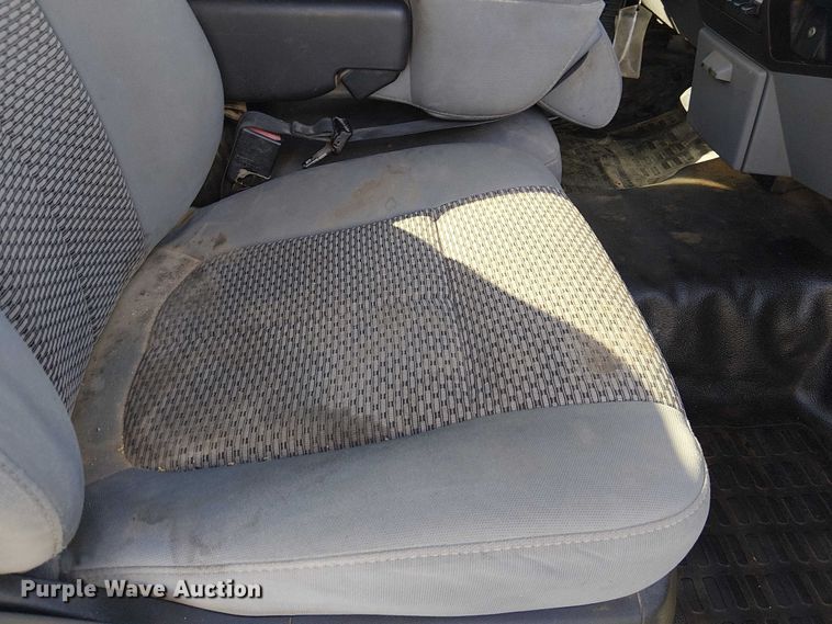 image for item EC1284 2012 Ford F250 Super Duty utility bed pickup truck