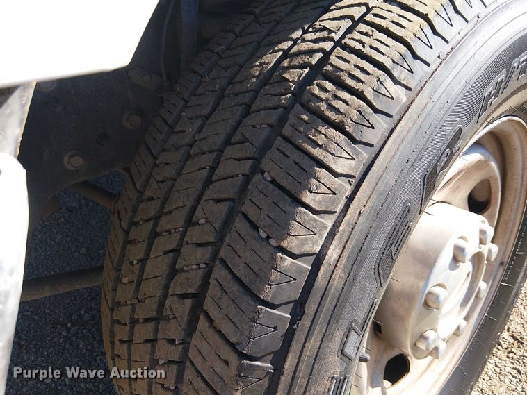 image for item EC1284 2012 Ford F250 Super Duty utility bed pickup truck