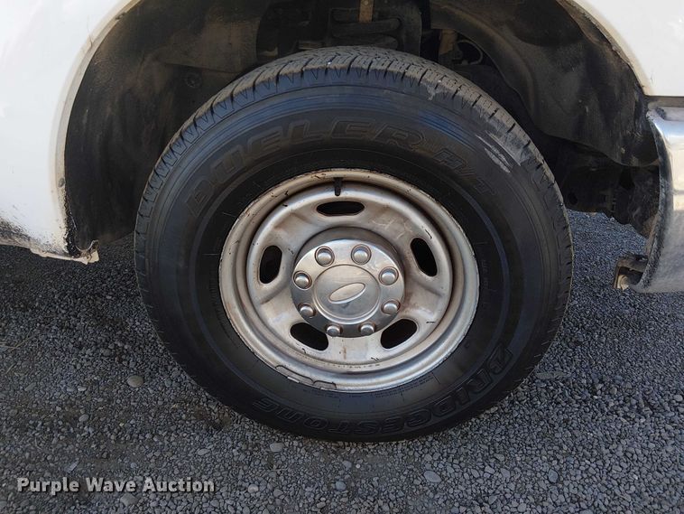 image for item EC1284 2012 Ford F250 Super Duty utility bed pickup truck