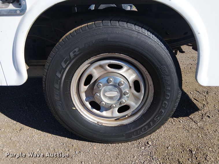 image for item EC1284 2012 Ford F250 Super Duty utility bed pickup truck