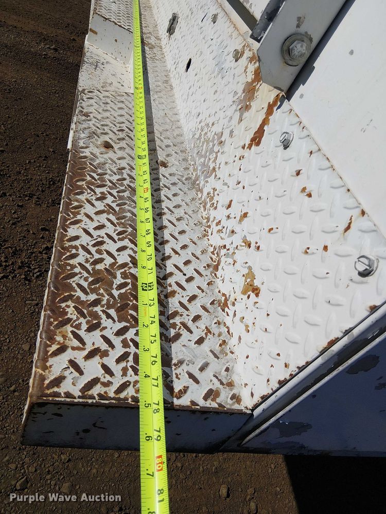 image for item EC1285 2008 Ford F250 Super Duty utility bed pickup truck