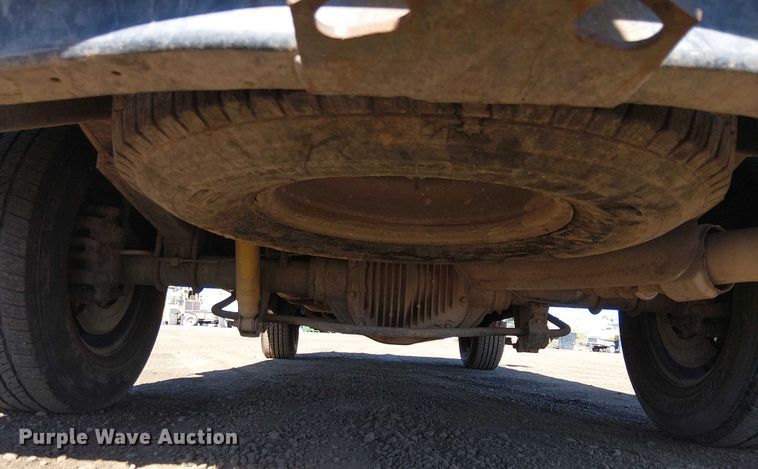 image for item EC1285 2008 Ford F250 Super Duty utility bed pickup truck