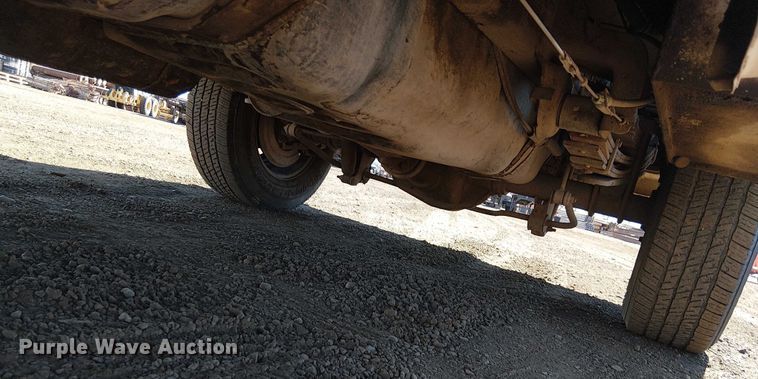 image for item EC1285 2008 Ford F250 Super Duty utility bed pickup truck