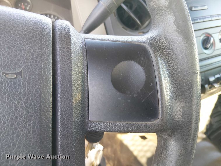 image for item EC1285 2008 Ford F250 Super Duty utility bed pickup truck