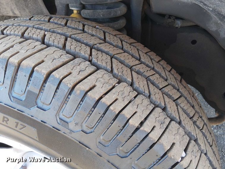 image for item EC1285 2008 Ford F250 Super Duty utility bed pickup truck