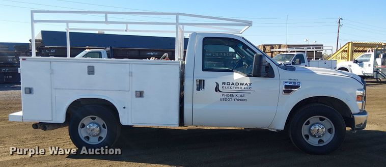 image for item EC1288 2008 Ford F250 Super Duty utility bed pickup truck