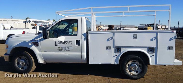image for item EC1288 2008 Ford F250 Super Duty utility bed pickup truck