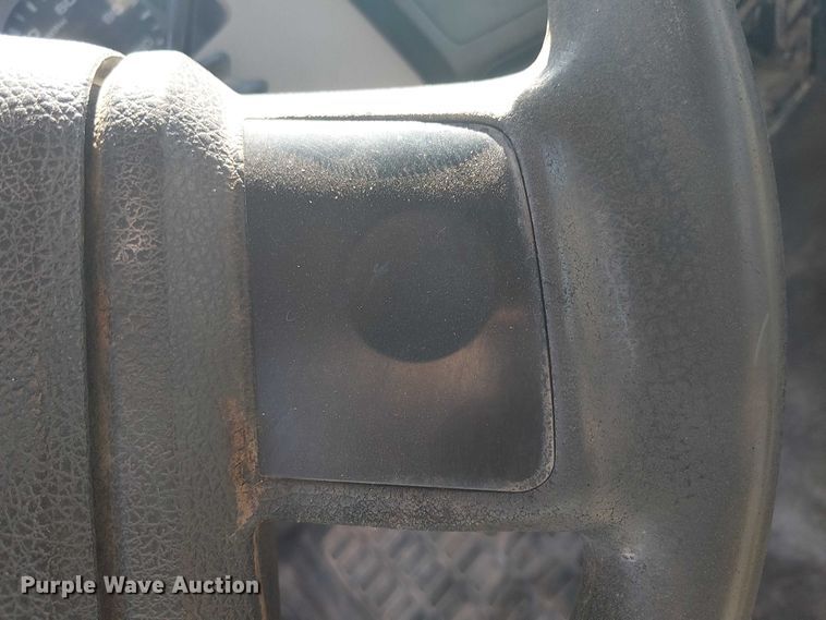 image for item EC1288 2008 Ford F250 Super Duty utility bed pickup truck