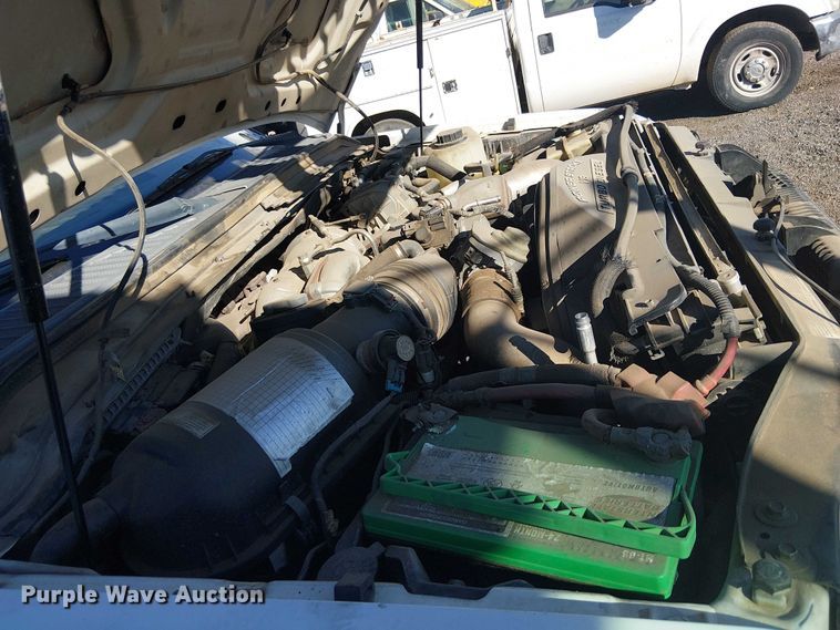 image for item EC1288 2008 Ford F250 Super Duty utility bed pickup truck