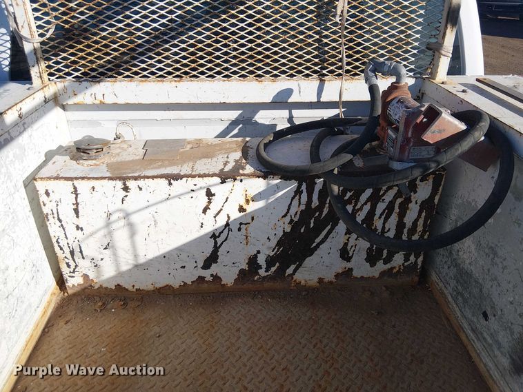 image for item EC1293 2008 Ford F250 Super Duty utility bed pickup truck