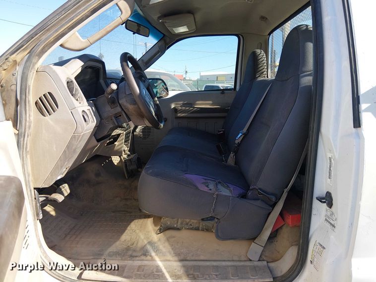 image for item EC1295 2008 Ford F250 Super Duty utility bed pickup truck