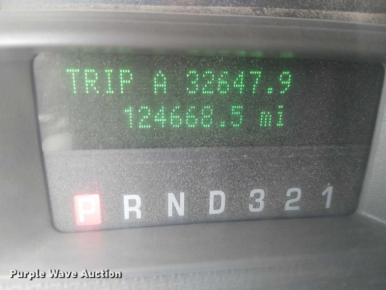 image for item EC1295 2008 Ford F250 Super Duty utility bed pickup truck