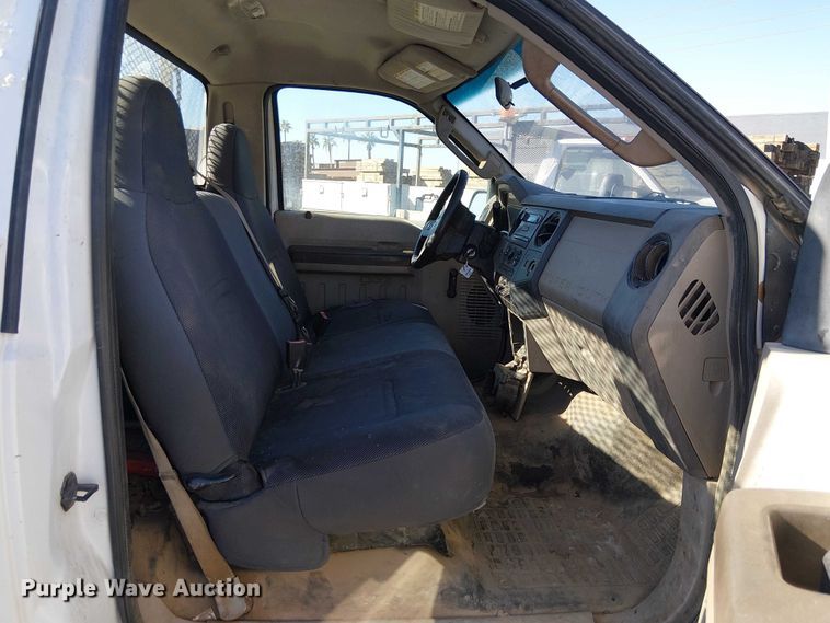 image for item EC1295 2008 Ford F250 Super Duty utility bed pickup truck